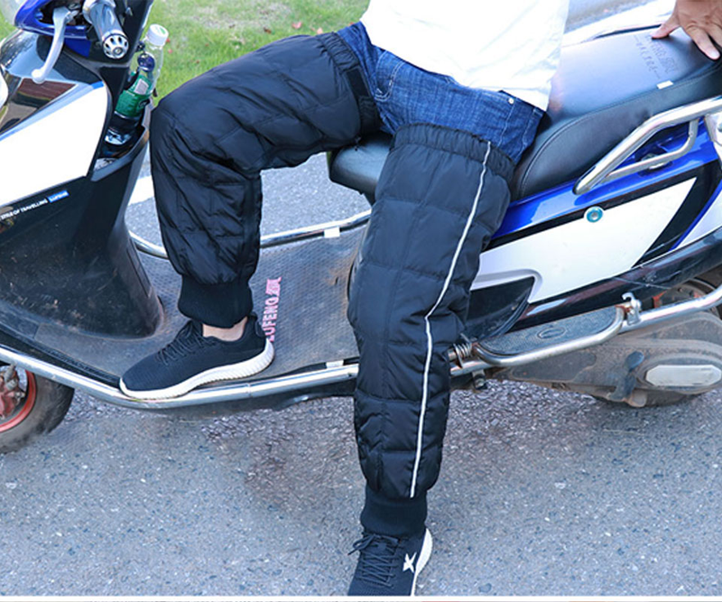 Illustration for article titled Winter Women Men Leg Warmers For Motorcycle Bicycle Driving Ski Snowboard Windproof Water repellent knee Protection